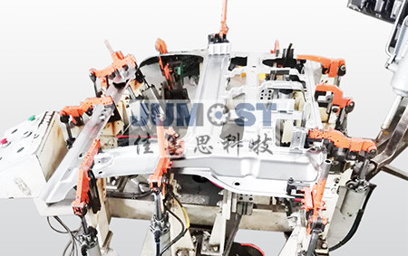 焊接机器人机械手制作款式新颖
